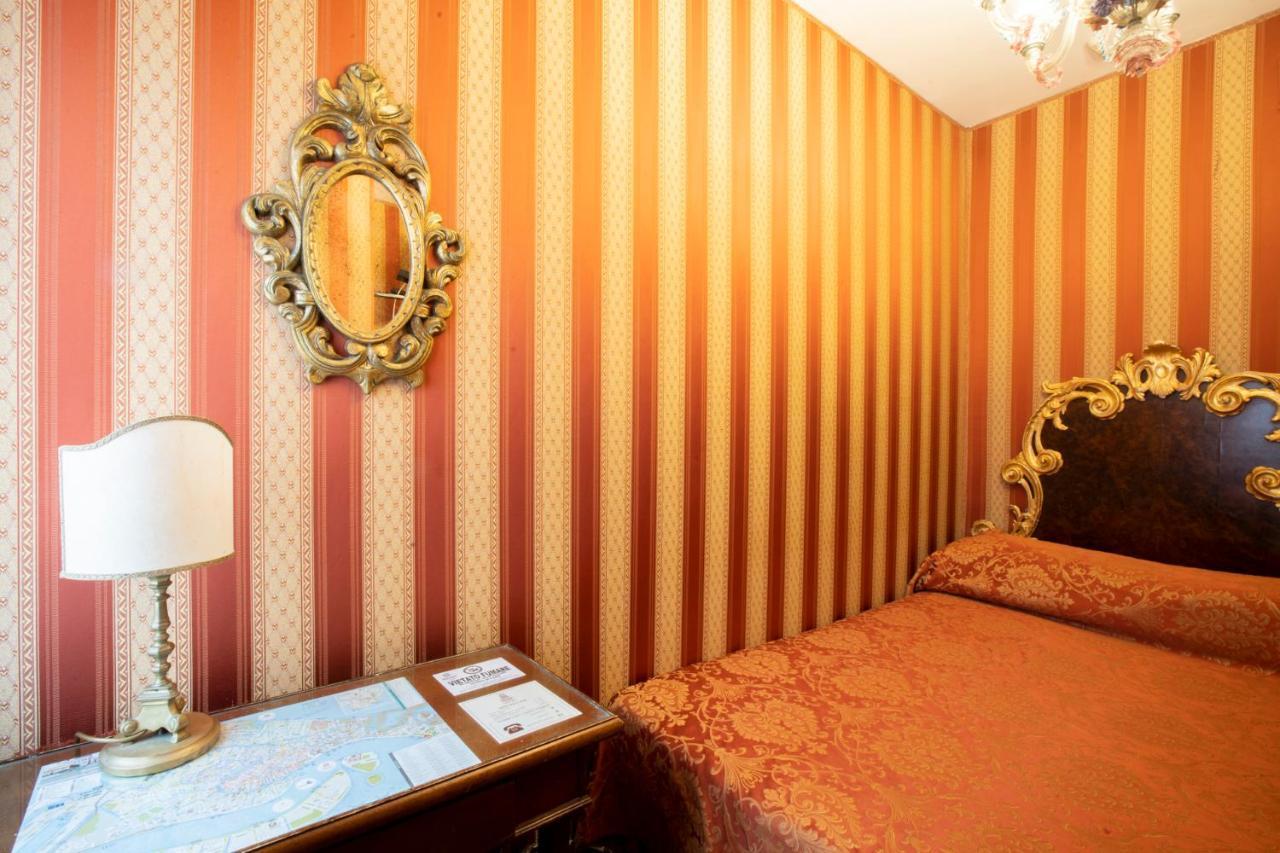 โฮเต็ล เอเท็นเนโอ Hotel เวนิส ภายนอก รูปภาพ