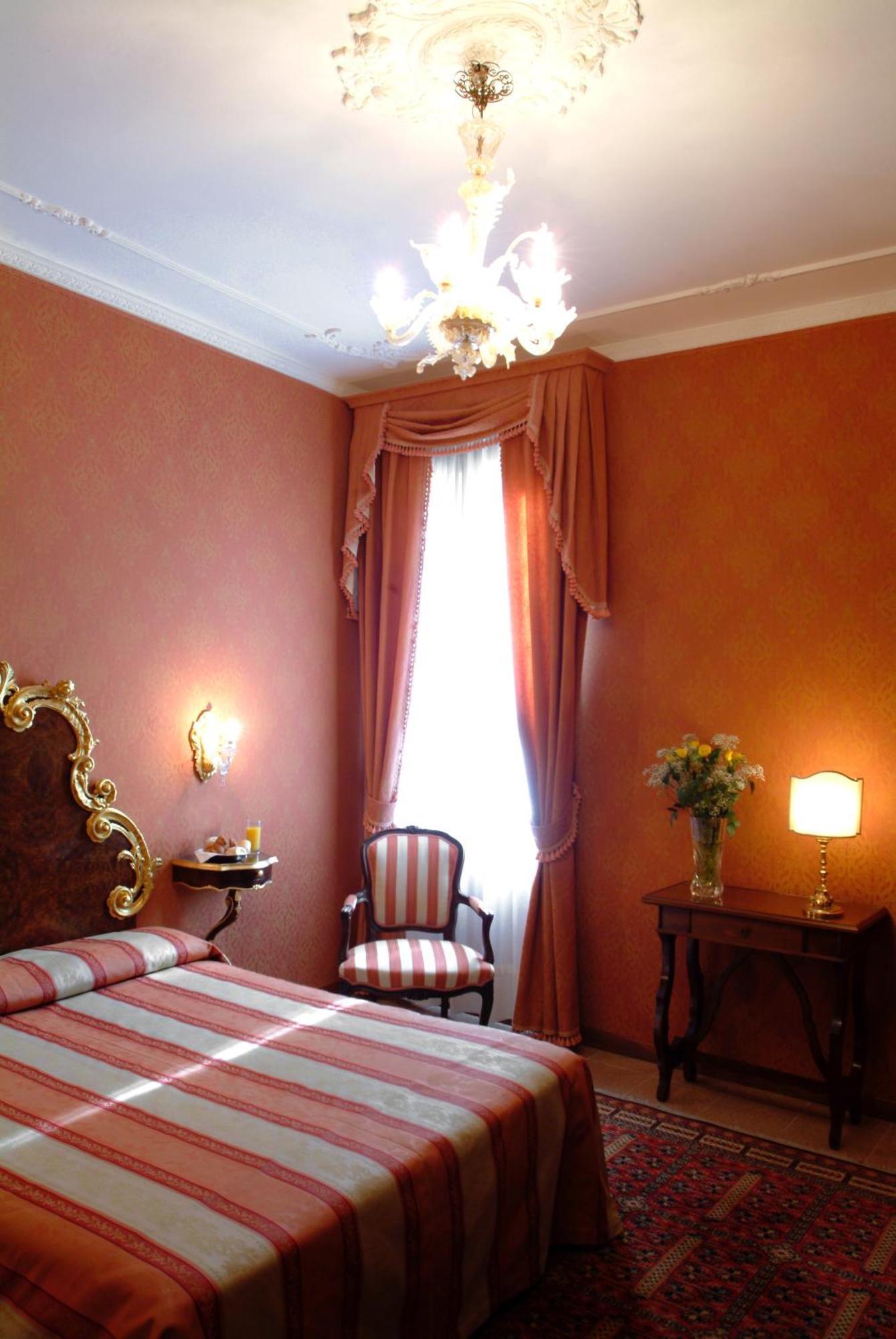 โฮเต็ล เอเท็นเนโอ Hotel เวนิส ห้อง รูปภาพ